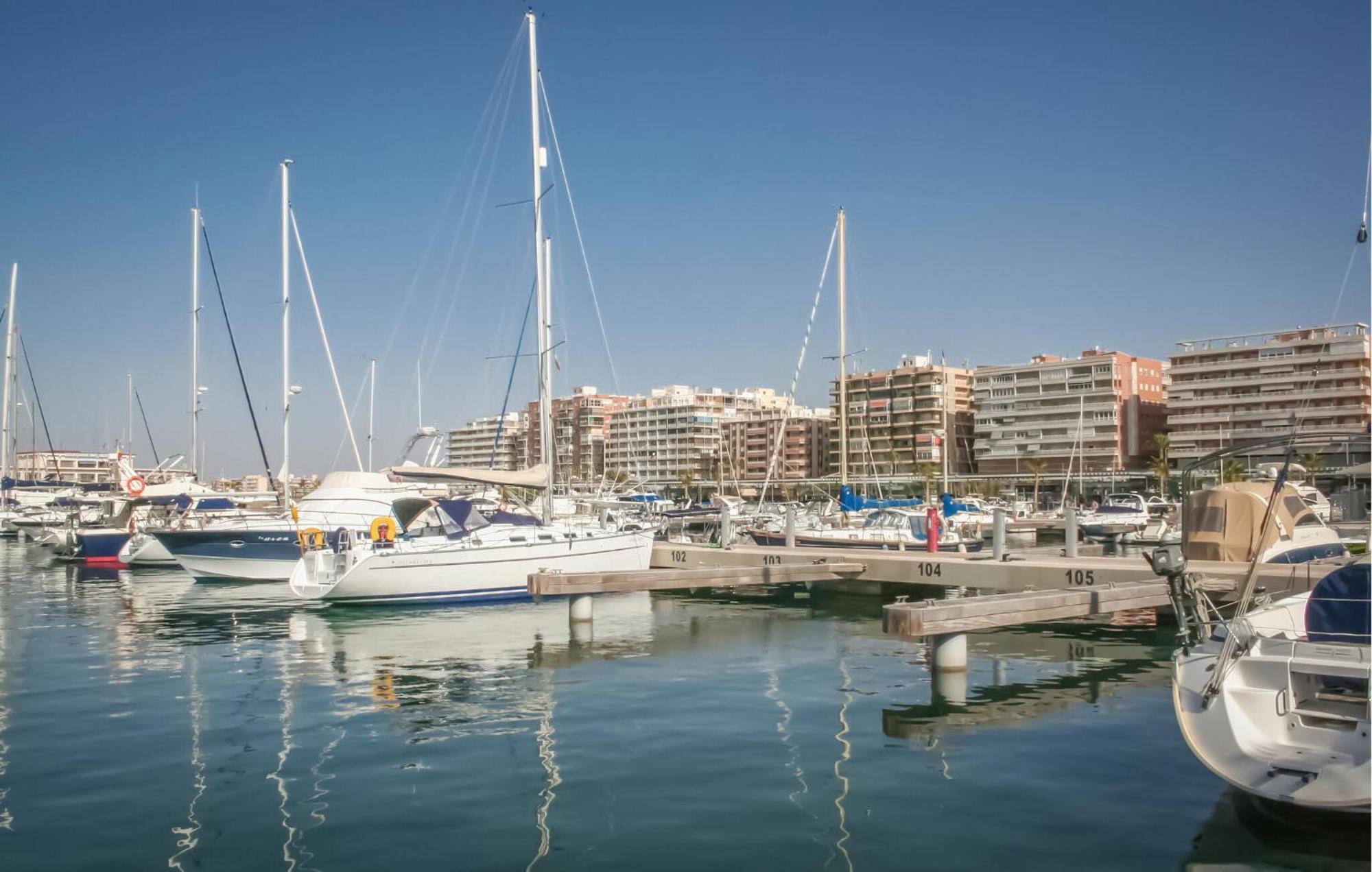 Amazing Apartment In Santa Pola Extérieur photo